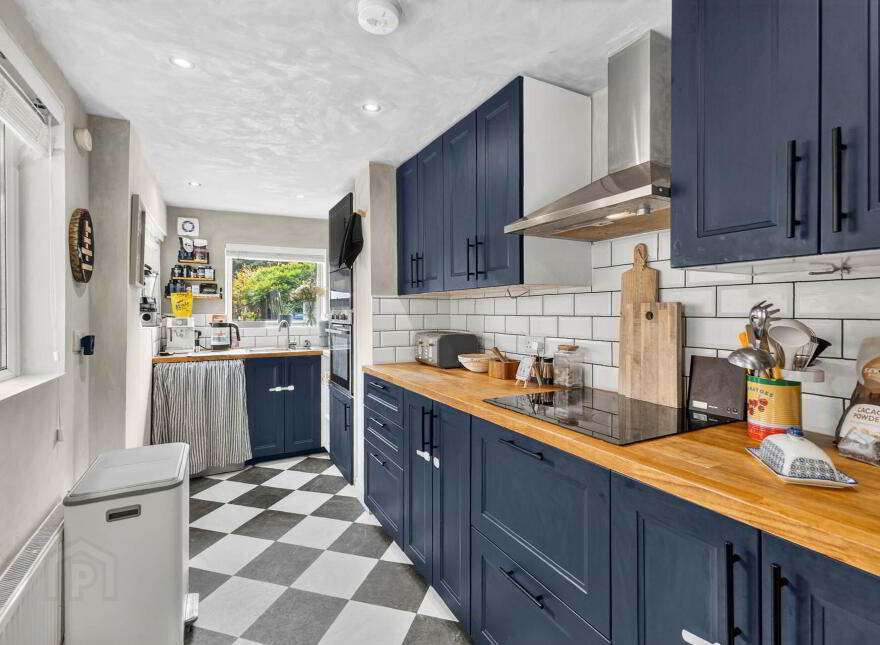 22 Llewellyn Avenue, Lisburn, BT27 4AG