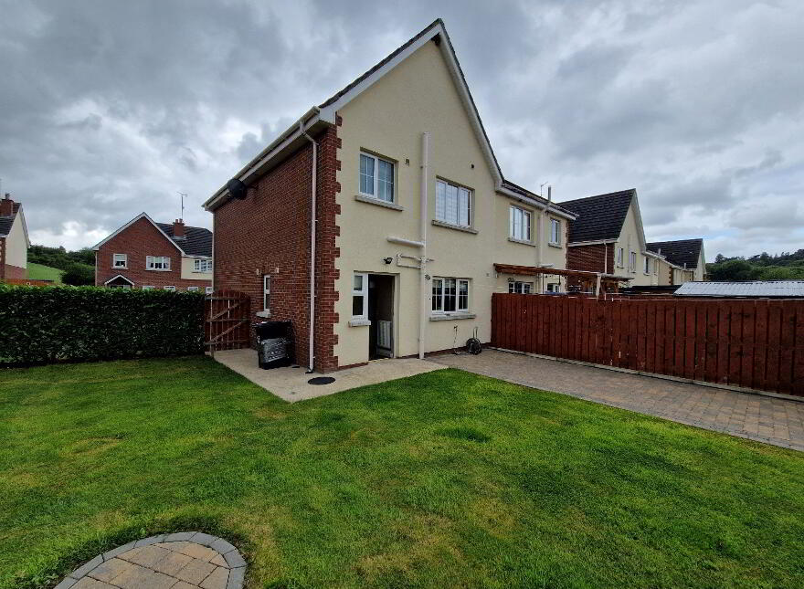 15 Ballyblaugh Meadows, Glen Road, Newry, BT34 1FE