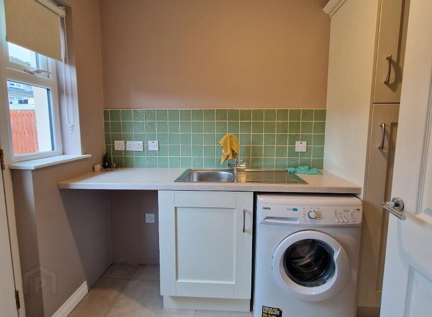 15 Ballyblaugh Meadows, Glen Road, Newry, BT34 1FE