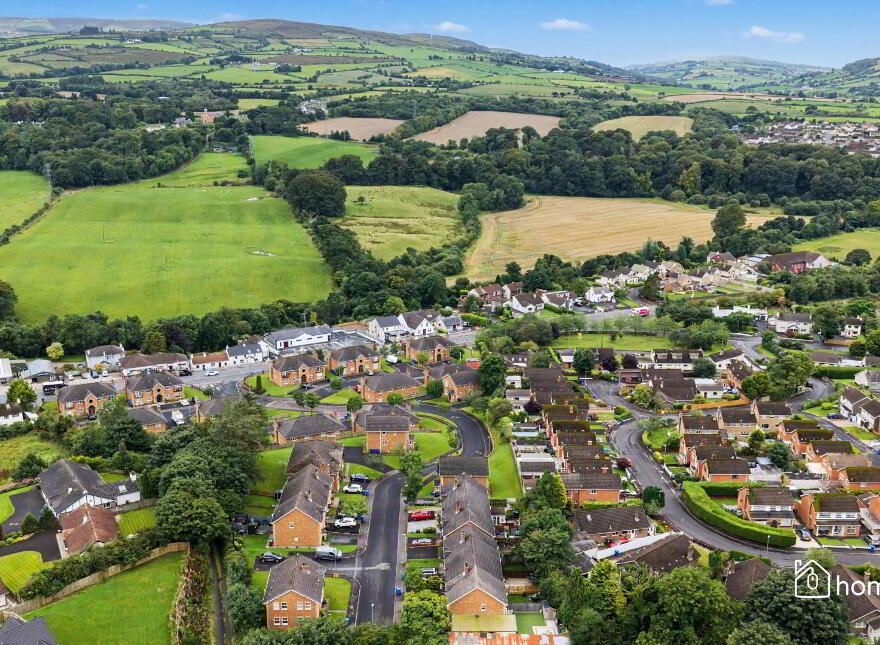 63 The Old School Field, Drumahoe, Derry / Londonderry, BT47 3GX