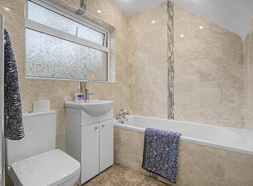 15 The Woodlands, Culmore Road, Derry / Londonderry, BT48 8JQ
