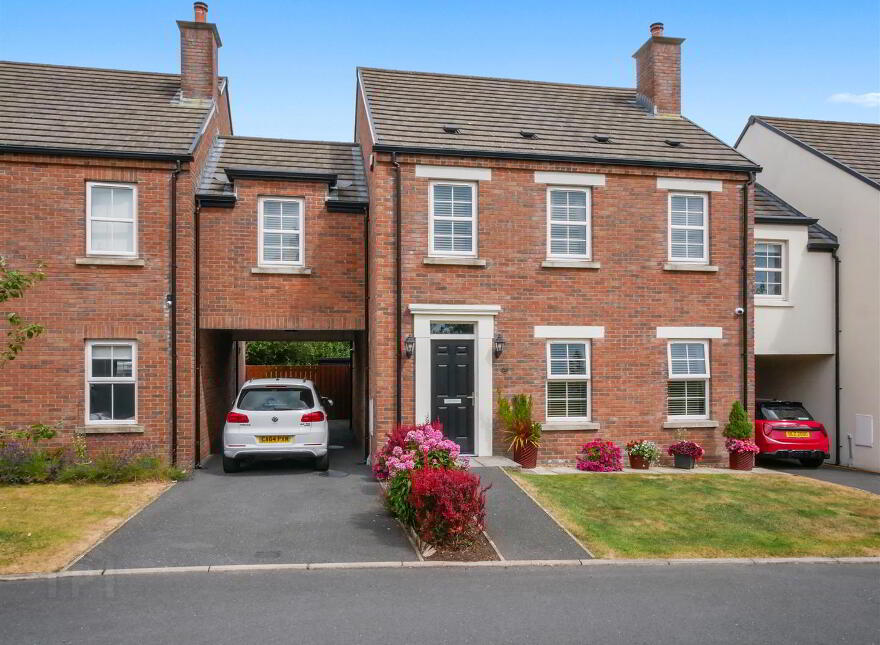 27 Ilford Park, Crossnacreevy, Belfast, BT6 9SG photo