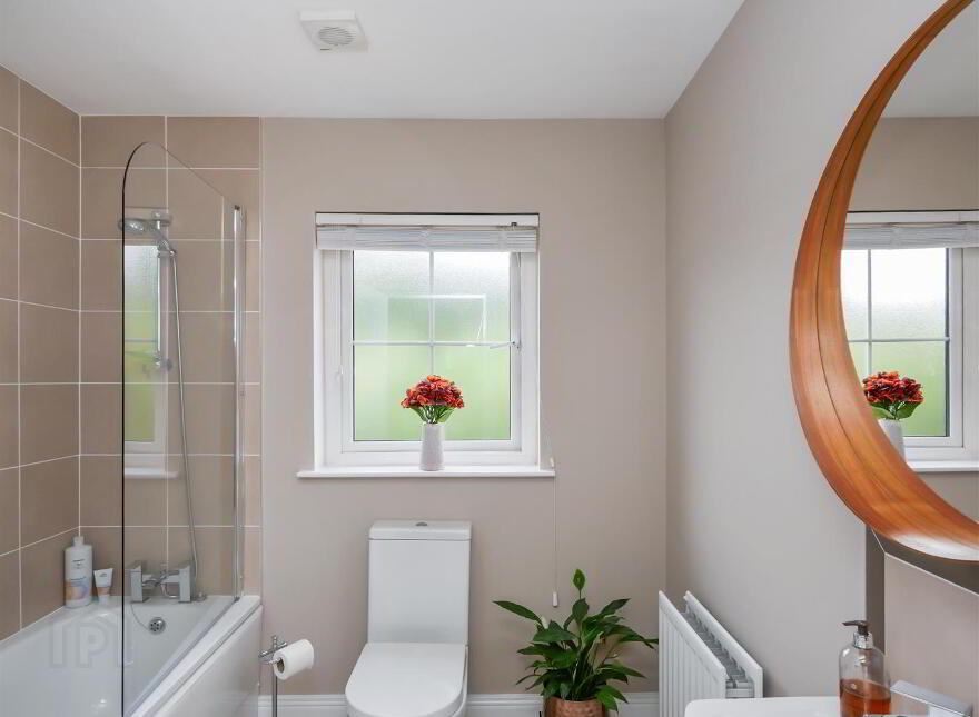 27 Ilford Park, Crossnacreevy, Belfast, BT6 9SG