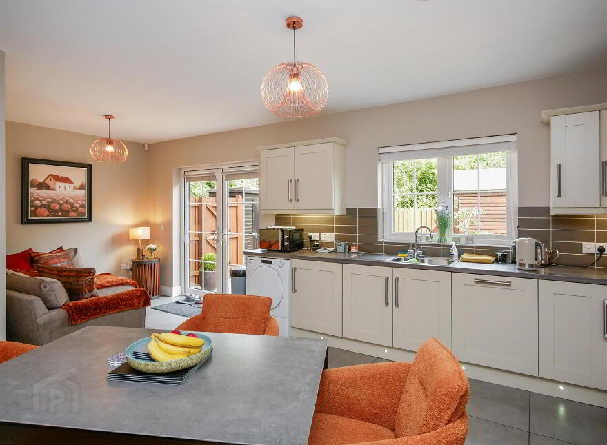 27 Ilford Park, Crossnacreevy, Belfast, BT6 9SG