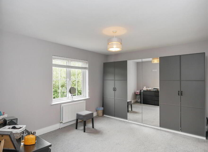 27 Ilford Park, Crossnacreevy, Belfast, BT6 9SG
