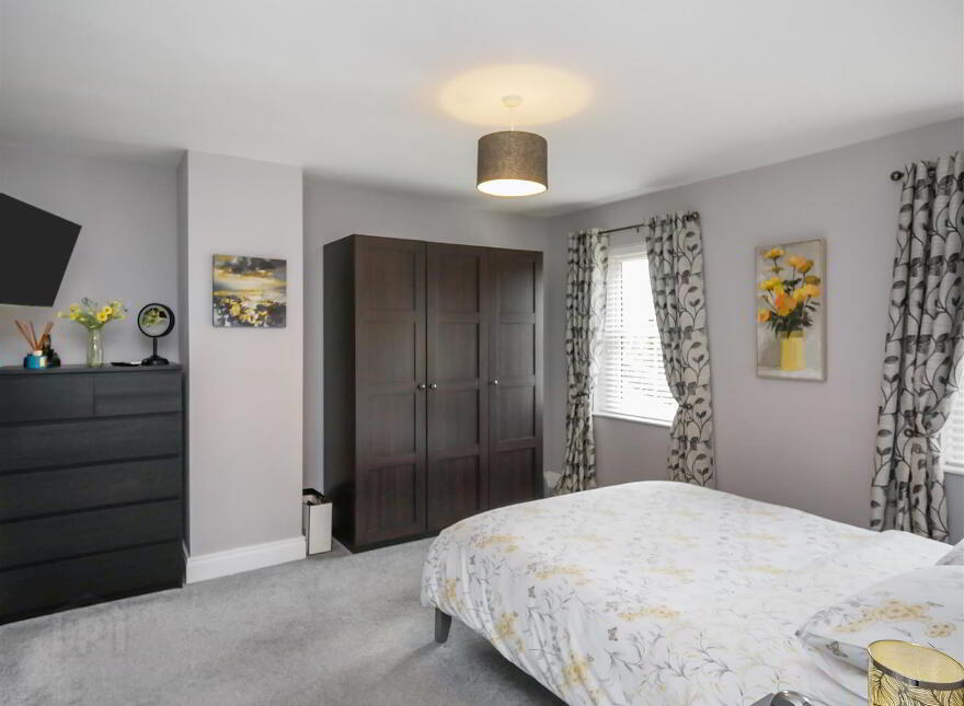 27 Ilford Park, Crossnacreevy, Belfast, BT6 9SG