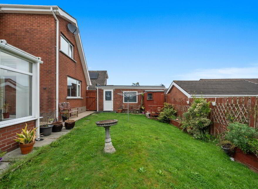 14 Pinehill Green, Bangor, BT19 6SQ