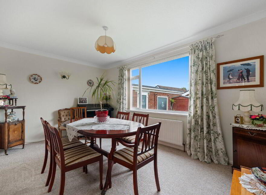 14 Pinehill Green, Bangor, BT19 6SQ