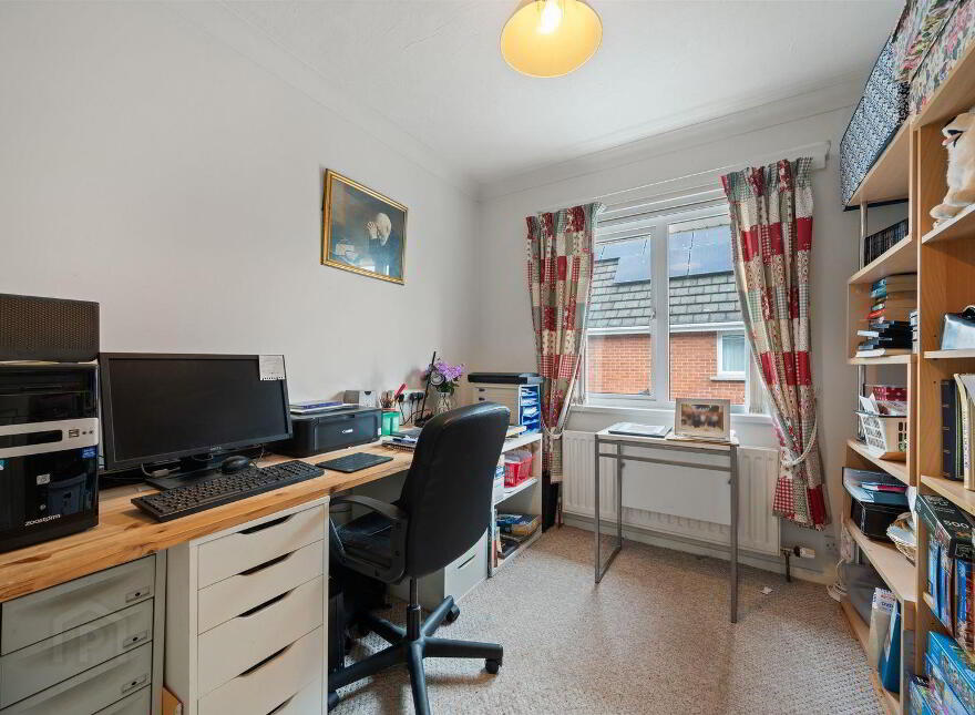 14 Pinehill Green, Bangor, BT19 6SQ