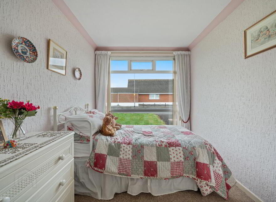 14 Pinehill Green, Bangor, BT19 6SQ