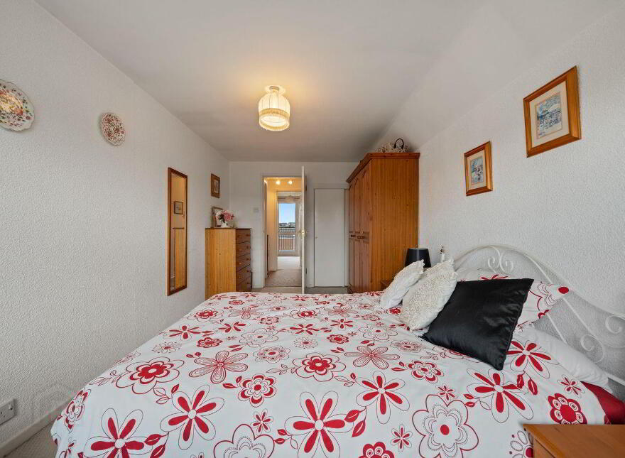 14 Pinehill Green, Bangor, BT19 6SQ
