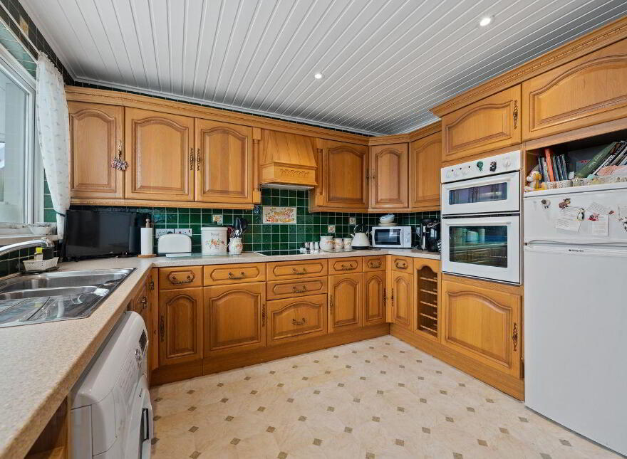14 Pinehill Green, Bangor, BT19 6SQ