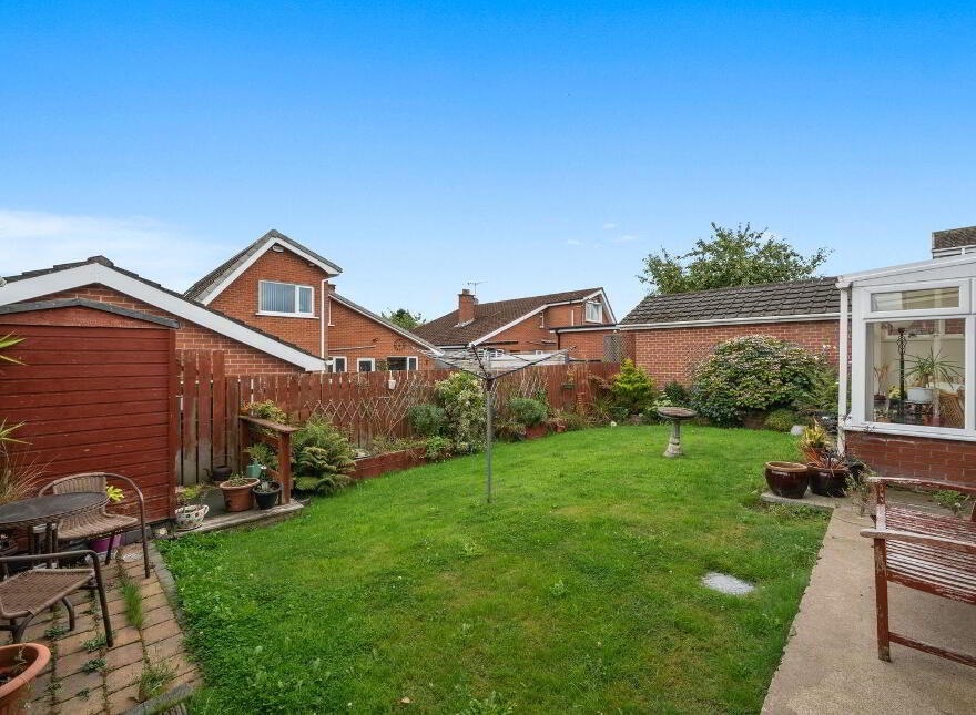 14 Pinehill Green, Bangor, BT19 6SQ