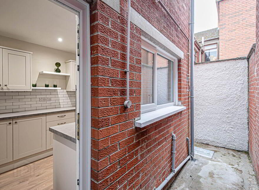 56 Titania Street, Cregagh Road, Belfast, BT6 8NT