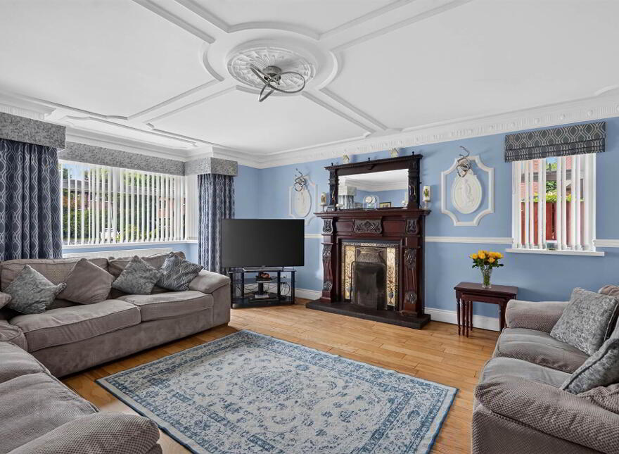 5 Kestrel Grange, Dunmurry, Belfast, BT17 0FF