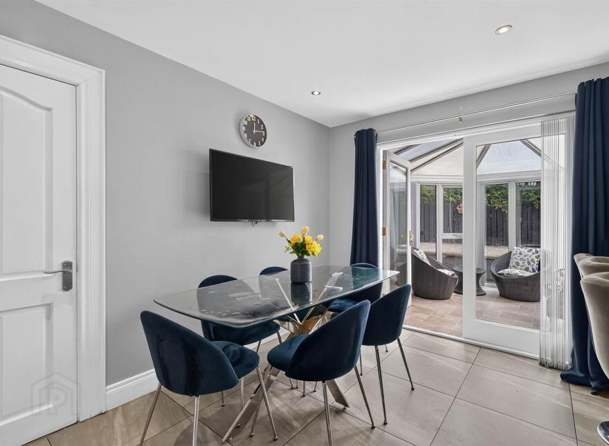 5 Kestrel Grange, Dunmurry, Belfast, BT17 0FF