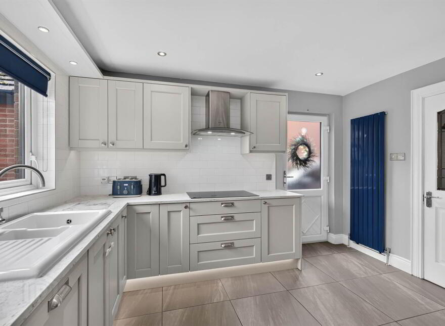 5 Kestrel Grange, Dunmurry, Belfast, BT17 0FF