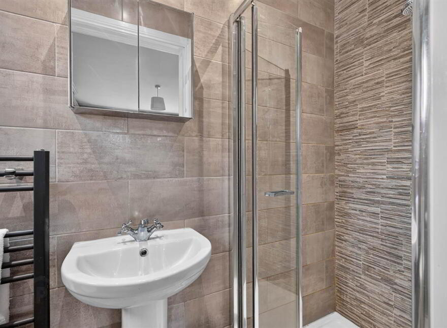5 Kestrel Grange, Dunmurry, Belfast, BT17 0FF