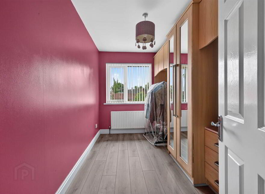 5 Kestrel Grange, Dunmurry, Belfast, BT17 0FF