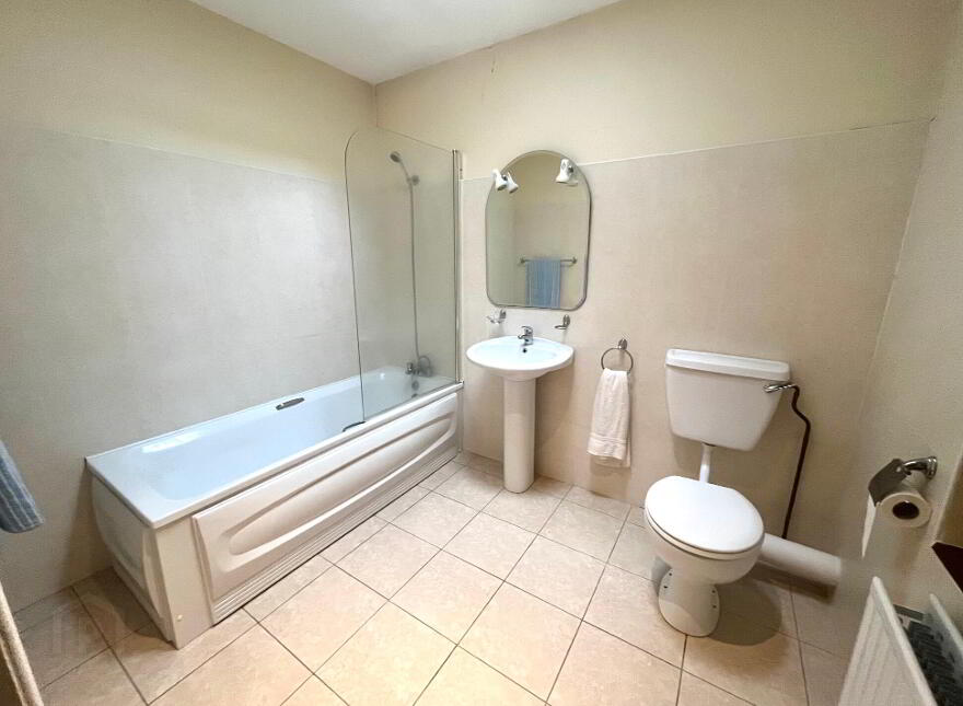 House, And 11.60 Acres Of Land, Bunnacranna, Curry, F12VH28