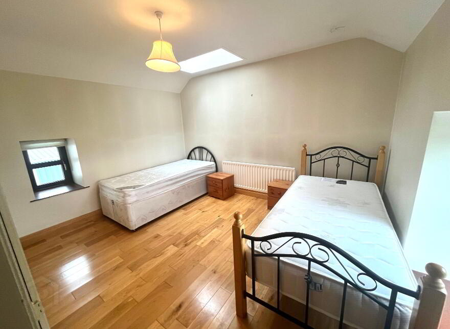 House, And 11.60 Acres Of Land, Bunnacranna, Curry, F12VH28