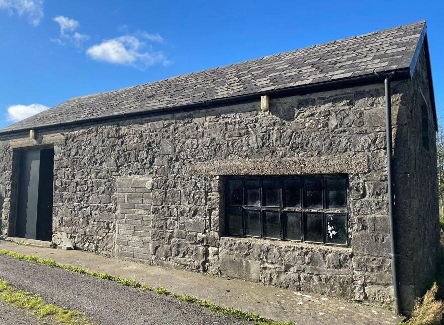 House, And 11.60 Acres Of Land, Bunnacranna, Curry, F12VH28