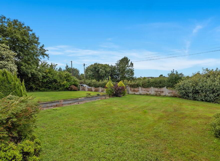 27 Ballyhossett Road, Downpatrick, BT30 7EG