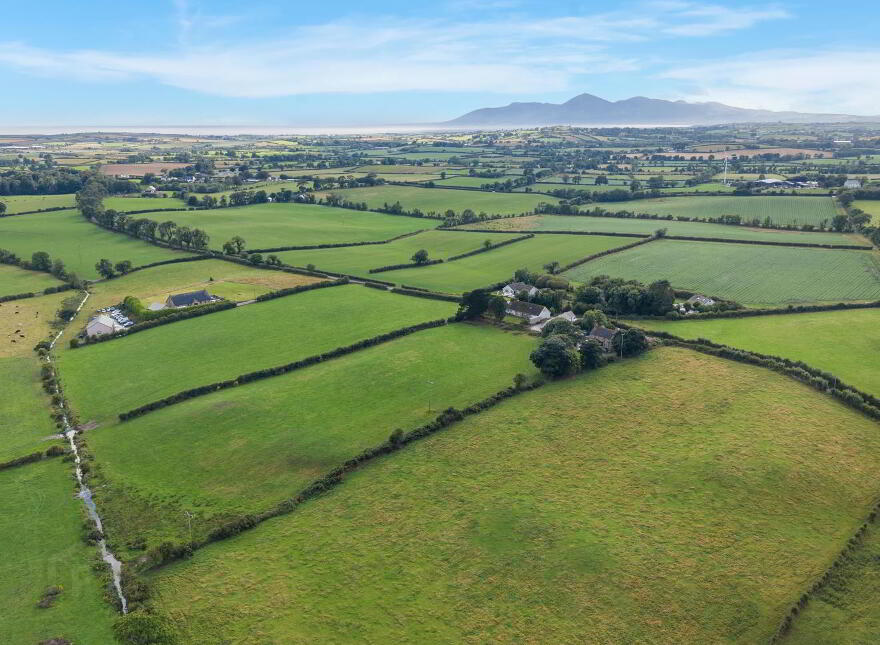 27 Ballyhossett Road, Downpatrick, BT30 7EG