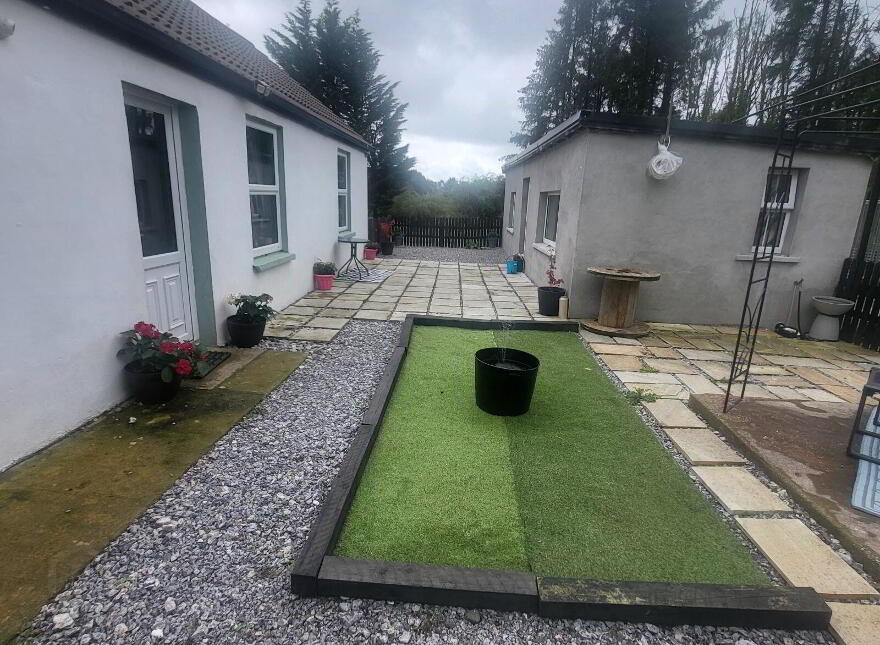 Pat Ali Cottage, Camagh, Ballinamore, N41VR66