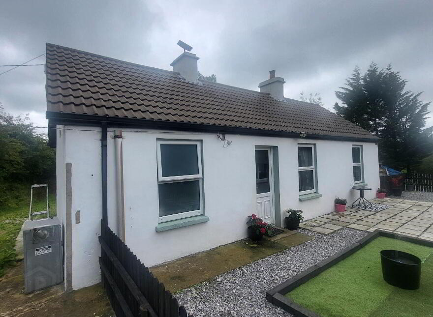 Pat Ali Cottage, Camagh, Ballinamore, N41VR66