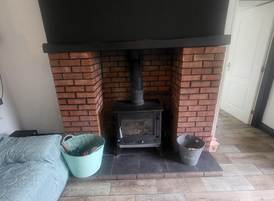 Pat Ali Cottage, Camagh, Ballinamore, N41VR66