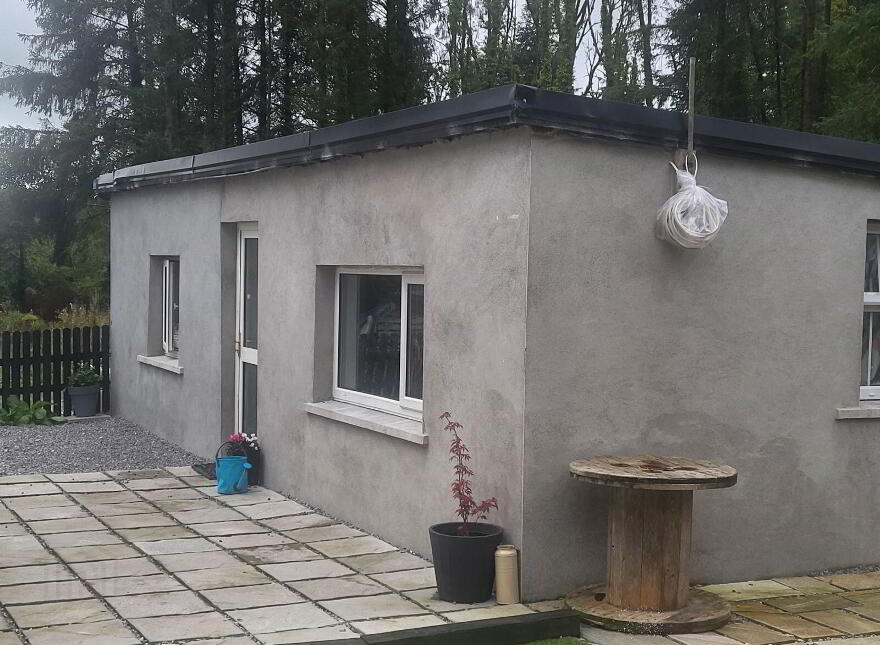 Pat Ali Cottage, Camagh, Ballinamore, N41VR66