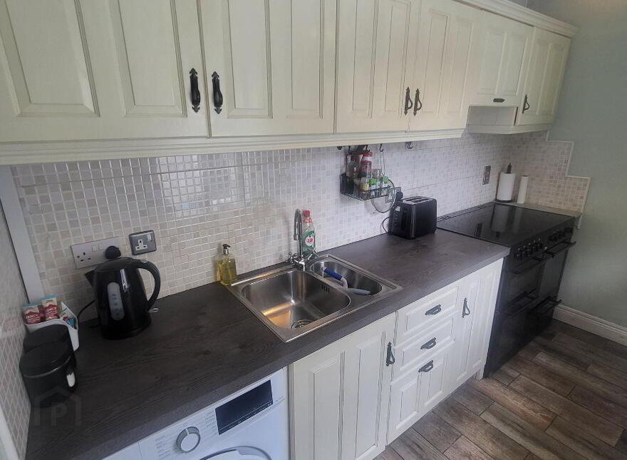 Pat Ali Cottage, Camagh, Ballinamore, N41VR66