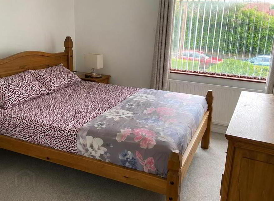 100 Lough Road, Lurgan, Craigavon, BT66 6JJ
