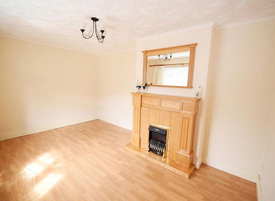 1 Westland Crescent, Greysteel, Londonderry, BT47 3JE