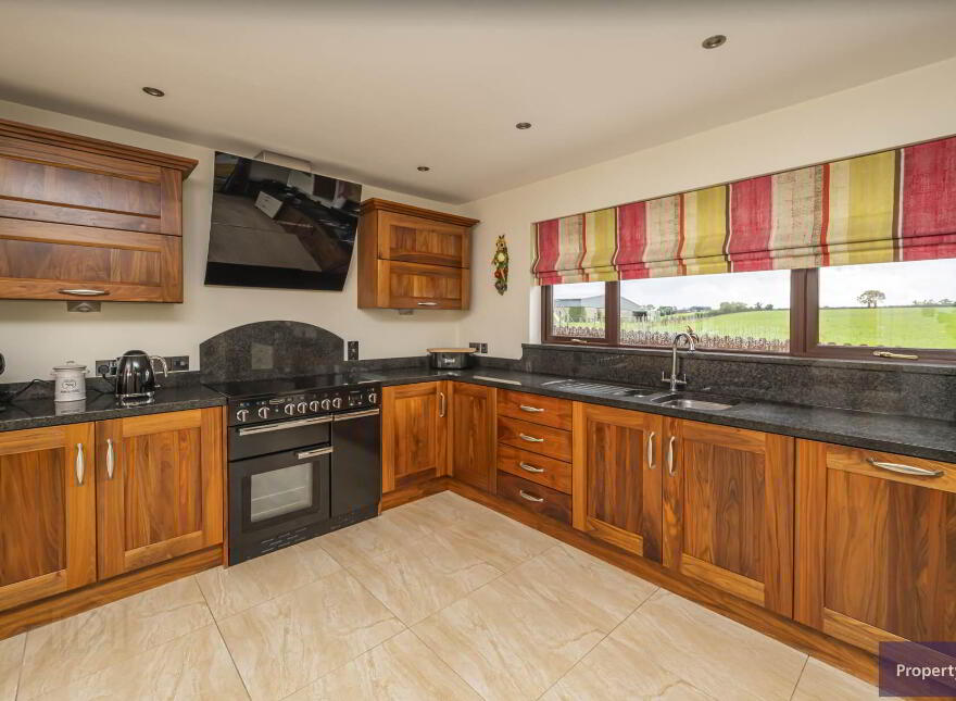 63 Markethill Road, Armagh, BT60 1NX