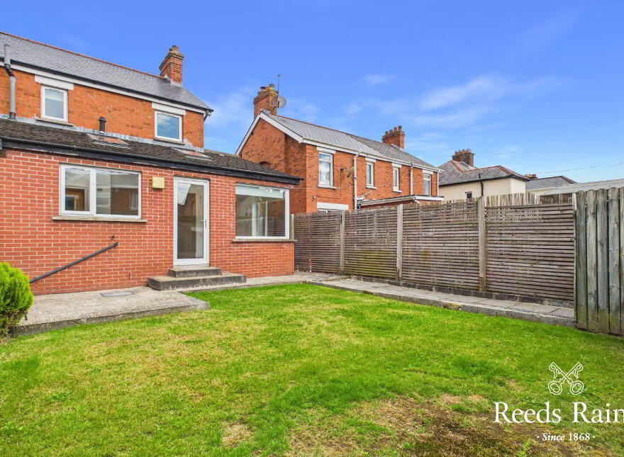 11 Holland Crescent, Belfast, BT5 6EF
