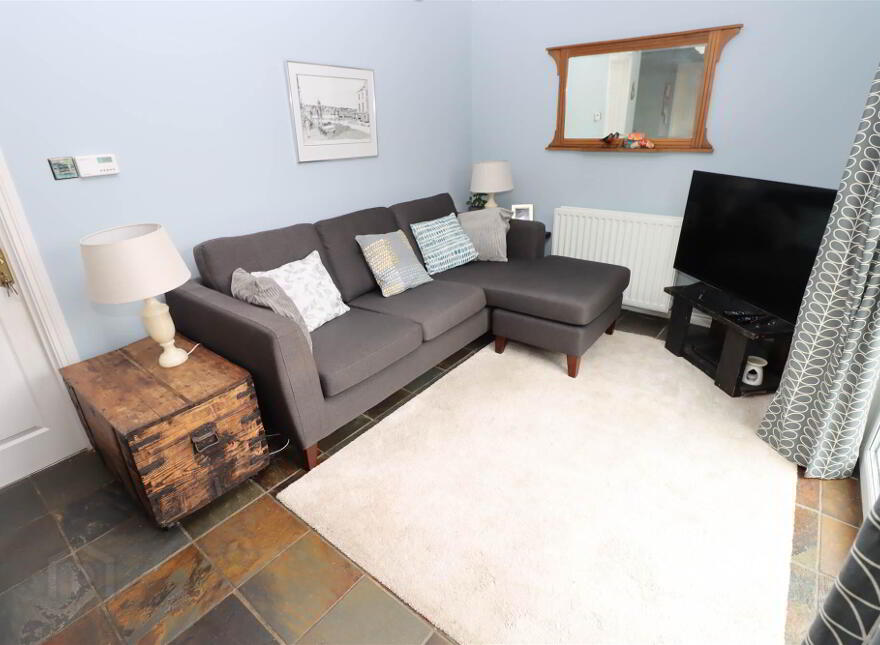 19 Lambert Park, Dundonald, Belfast, BT16 1LG