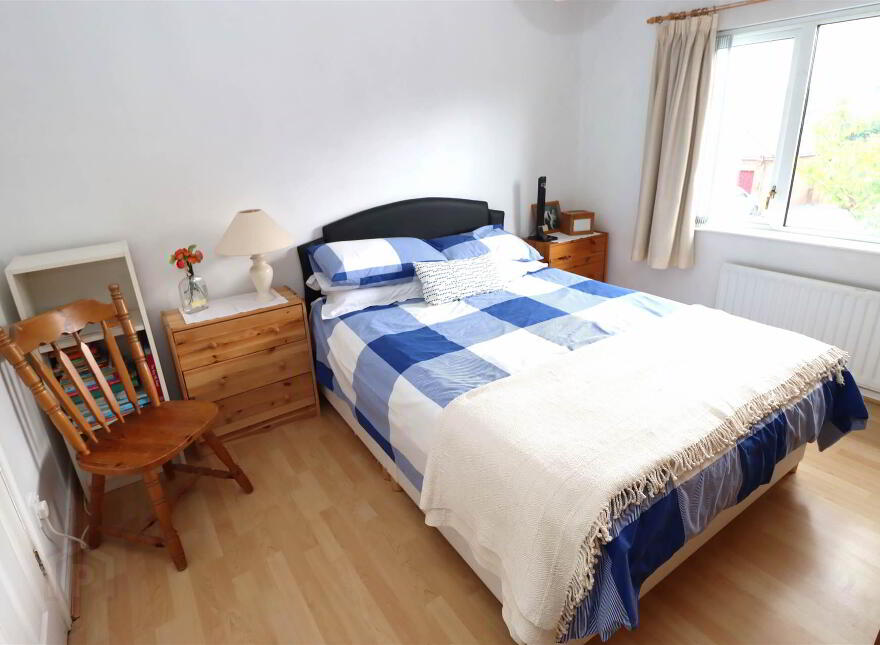 19 Lambert Park, Dundonald, Belfast, BT16 1LG