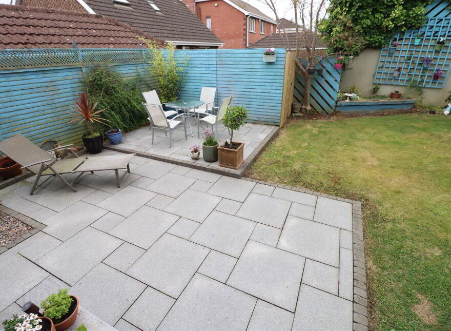 19 Lambert Park, Dundonald, Belfast, BT16 1LG