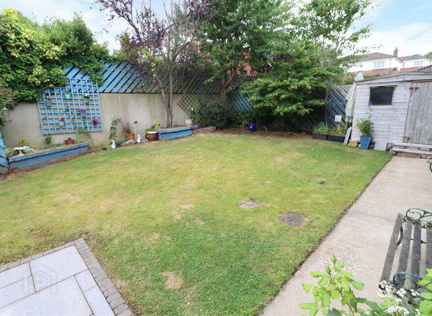 19 Lambert Park, Dundonald, Belfast, BT16 1LG