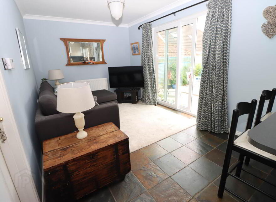 19 Lambert Park, Dundonald, Belfast, BT16 1LG