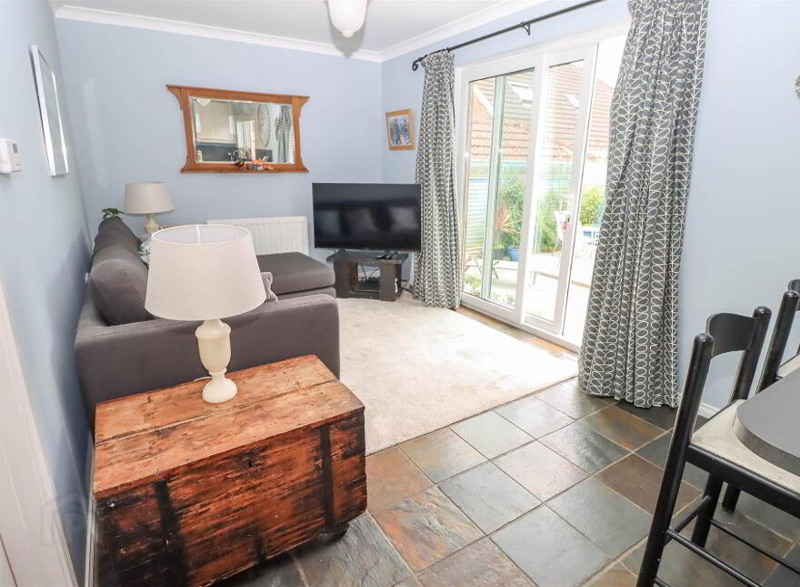 19 Lambert Park, Dundonald, Belfast, BT16 1LG