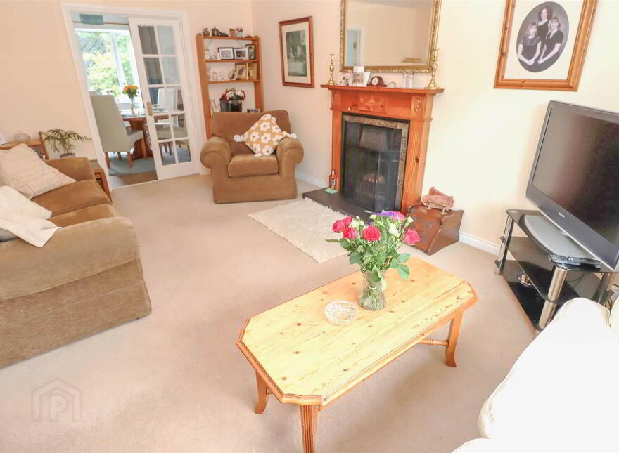 19 Lambert Park, Dundonald, Belfast, BT16 1LG
