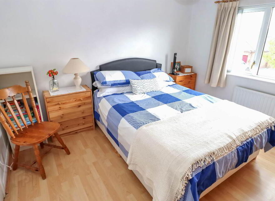19 Lambert Park, Dundonald, Belfast, BT16 1LG