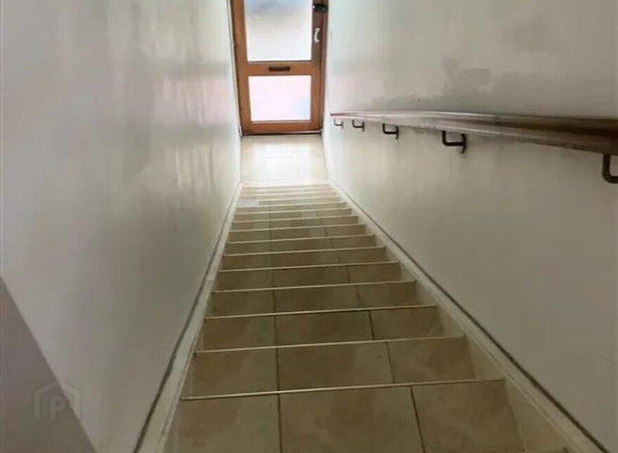Apartment 2 Blarney Shopping Centre, Starch Hill, T23V594