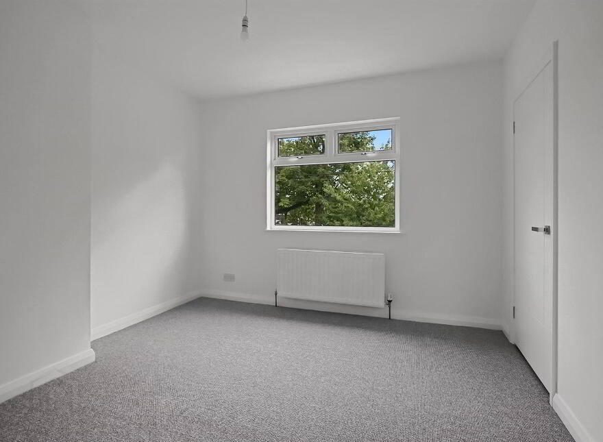 62 Ellis Street, Carrickfergus, BT38 8AZ