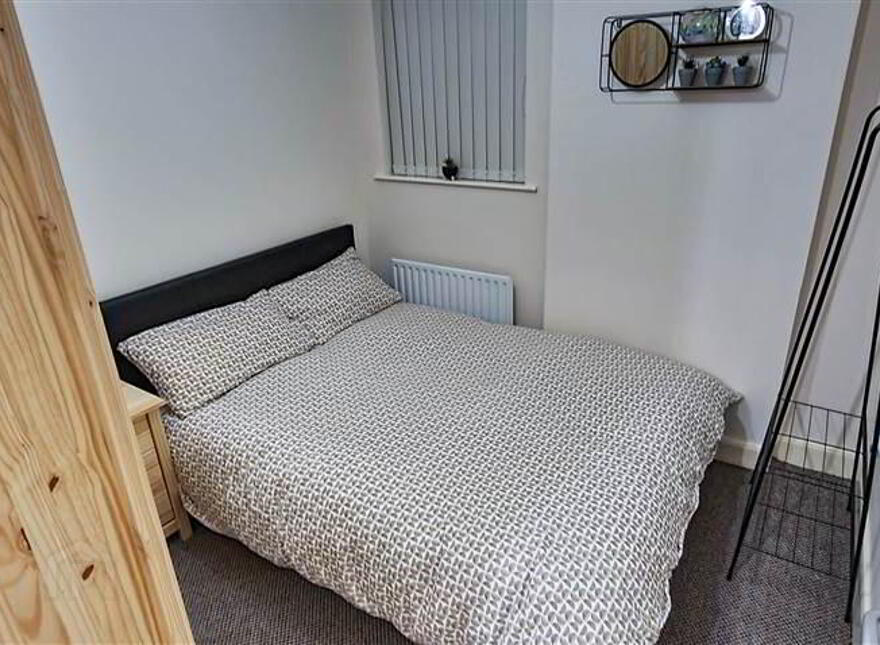 Apt 109 College Court Central, 56 King Street, Belfast, BT1 6BF