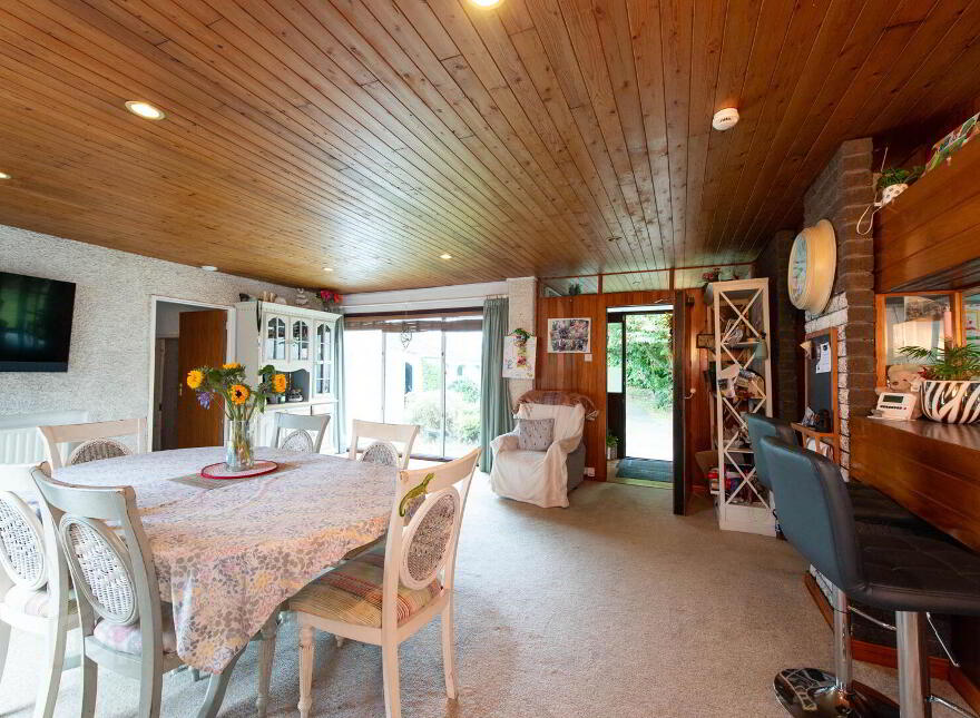 278 Carnmoney Road, Newtownabbey, BT36 6NW