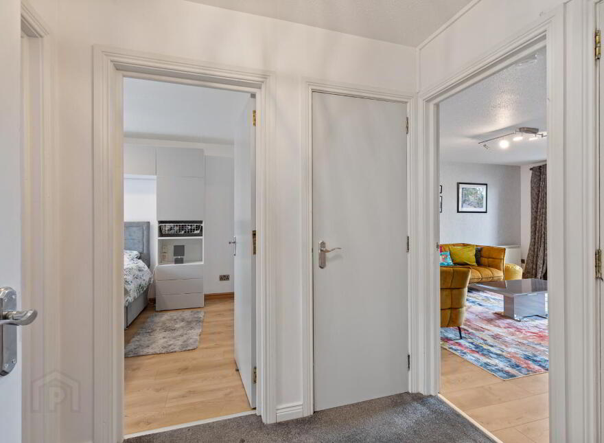 2 St. Helens Court, High Street, Holywood, BT18 9SS